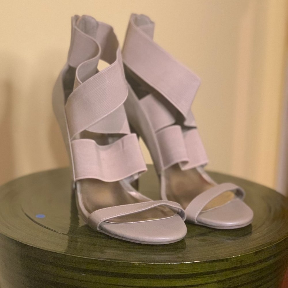 Elastic Strapped Heels in Taupe size 8 BRAND NEW!